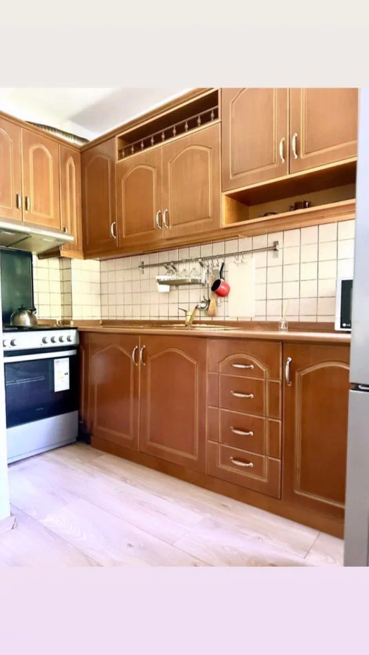 Tirane, jepet me qera apartament 1+1 Kati 5, 62 m² 500 € 