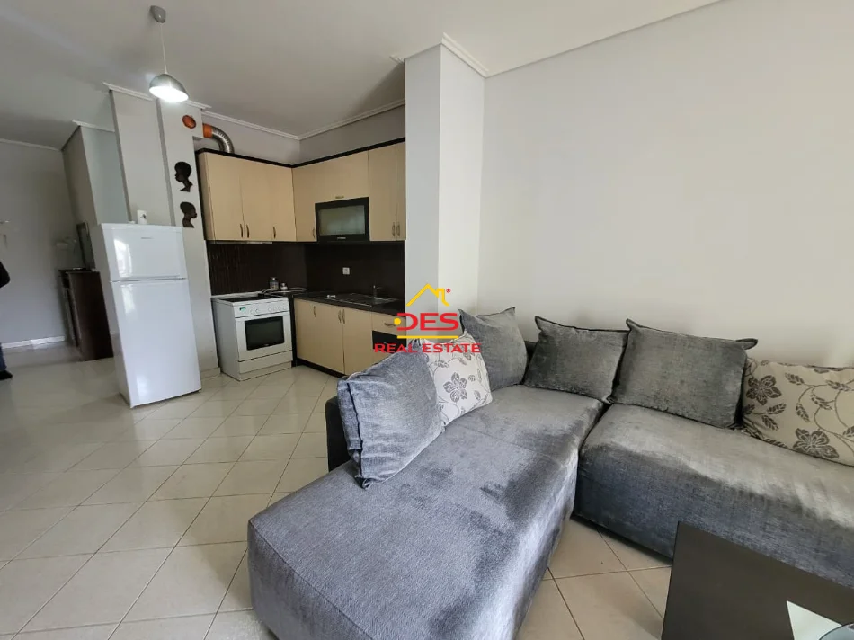 Vlore, shitet apartament 2+1+Ballkon Kati 4, 108 m² 145.000 € (Çole)