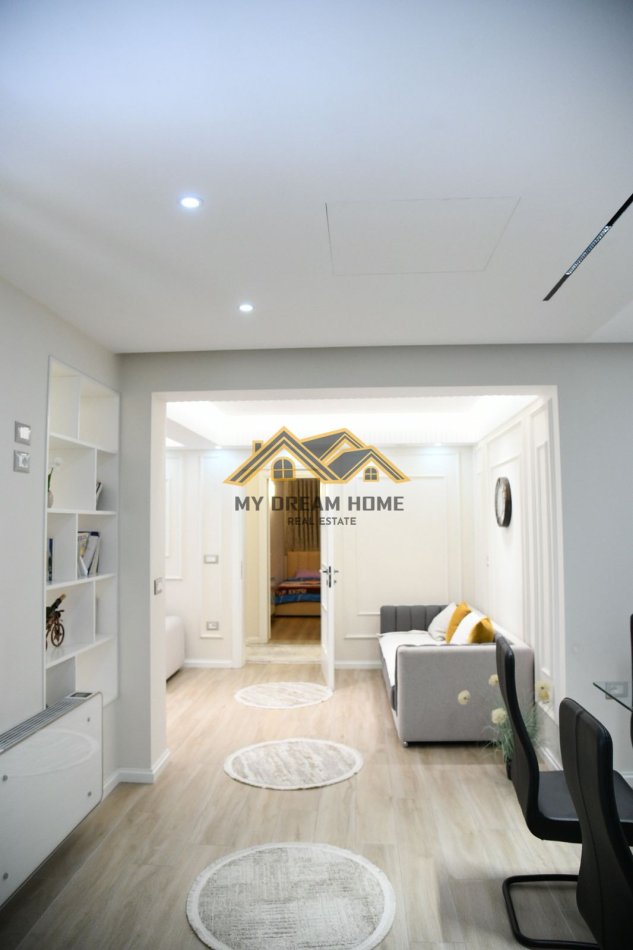 Durres, shitet shtepi 2+1 , 500 m² 300.000 € (Ish këneta)