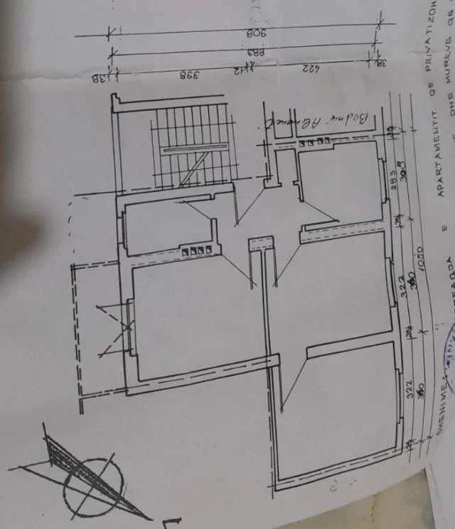 Tirane, shitet apartament Kati 1, 82 m² 155.000 Euro