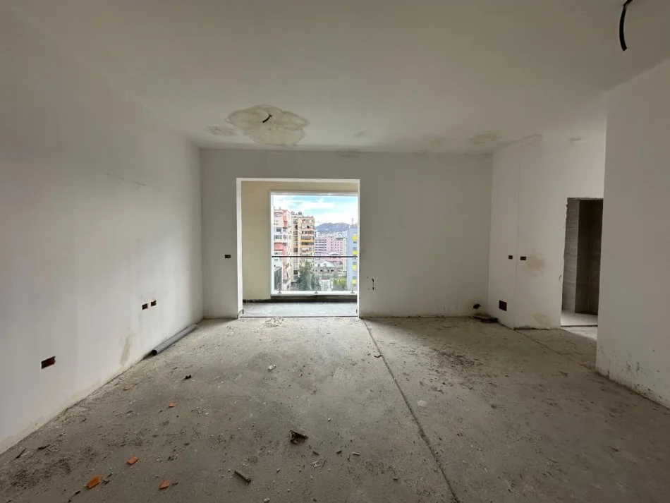 Tirane, shitet apartament 1+1 Kati 7, 70 m² 187.000 € (SQUARE 21)