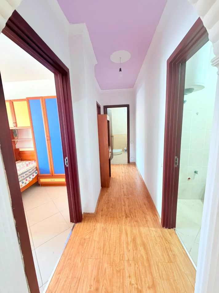 Durres, jepet me qera apartament 2+1 Kati 3, 120 m² 399 €