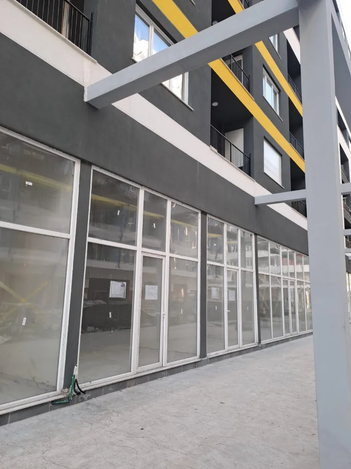 Tirane, shitet Kati 0, 102 m² 190.000 € (Rruga Demir Nazeri)