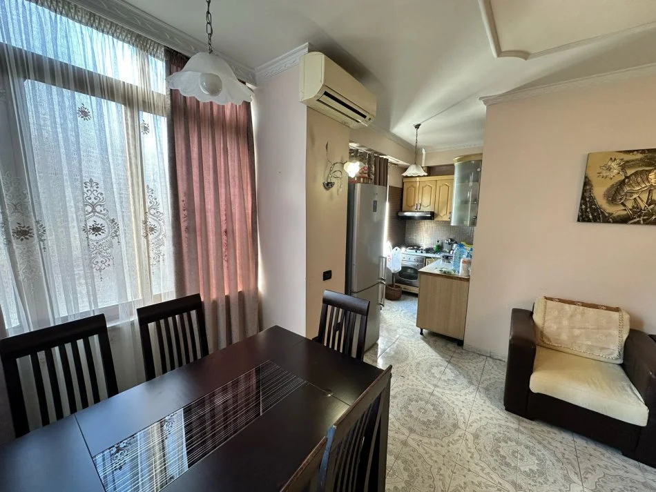 Tirane, shitet 2+1 Kati 2, 106 m² 186.000 € (irfan tomini)