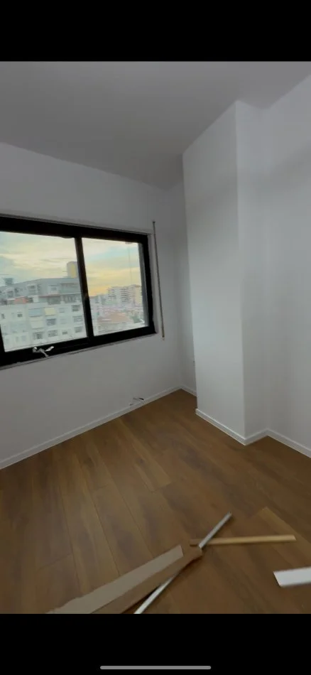 Tirane, shitet apartament 2+1+Ballkon Kati 5, 77 m² 170.000 € (Hoxha Tasim)