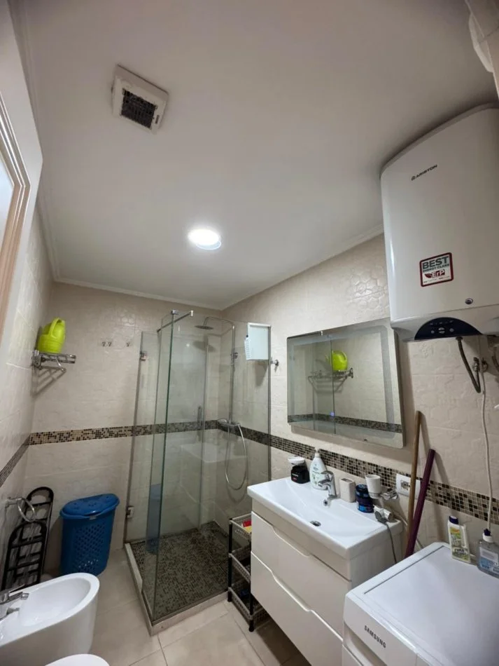 Shqiperi, jepet me qera apartament 2+1+Ballkon Kati 6, 105 m² 1.000 € (Kompleksi Turdiu)