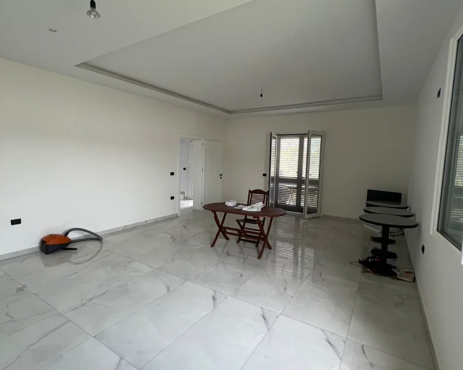 Tirane, jepet me qera apartament 2 Katshe Kati 2, 200 m² 1.000 € (Kashar)