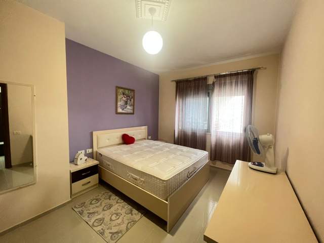 Tirane, apartament Kati 7, 120 m² 600 Euro (zogu i zi)