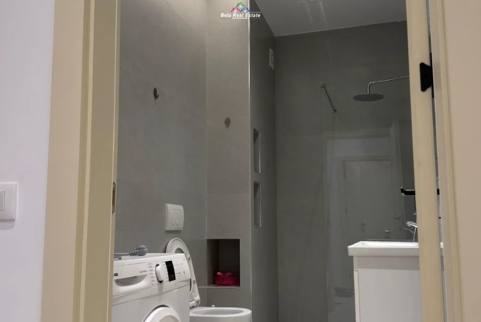 Tirane, jepet me qera apartament 1+1 Kati 3, 60 m² 530 € (shkoze)