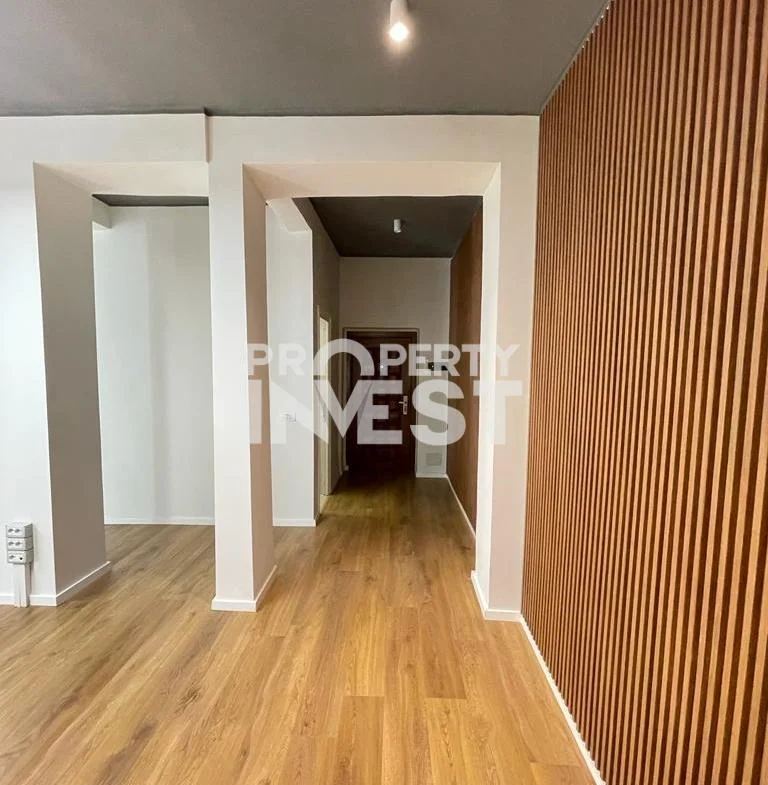 Tirane, jepet me qera Kati 1, 85 m² 900 € (Shallvaret)