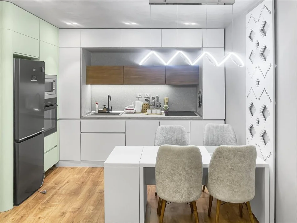 Tirane, jepet me qera apartament 1+1+Ballkon , 71 m² 1.100 € 