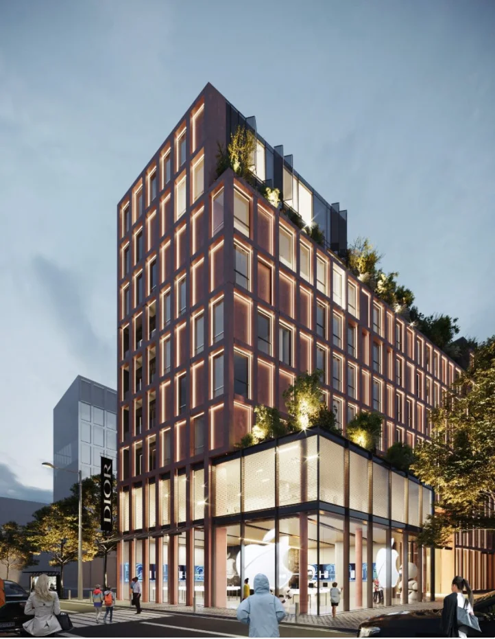 SHITET POST PARKIMI TEK GALERIA ROMA, RRUGA E KAVAJES.