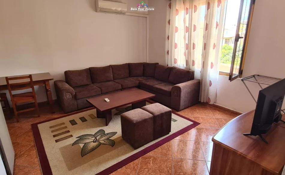 Tirane, jepet me qera apartament 1+1+Ballkon Kati 2, 70 m² 530 € (selvia)