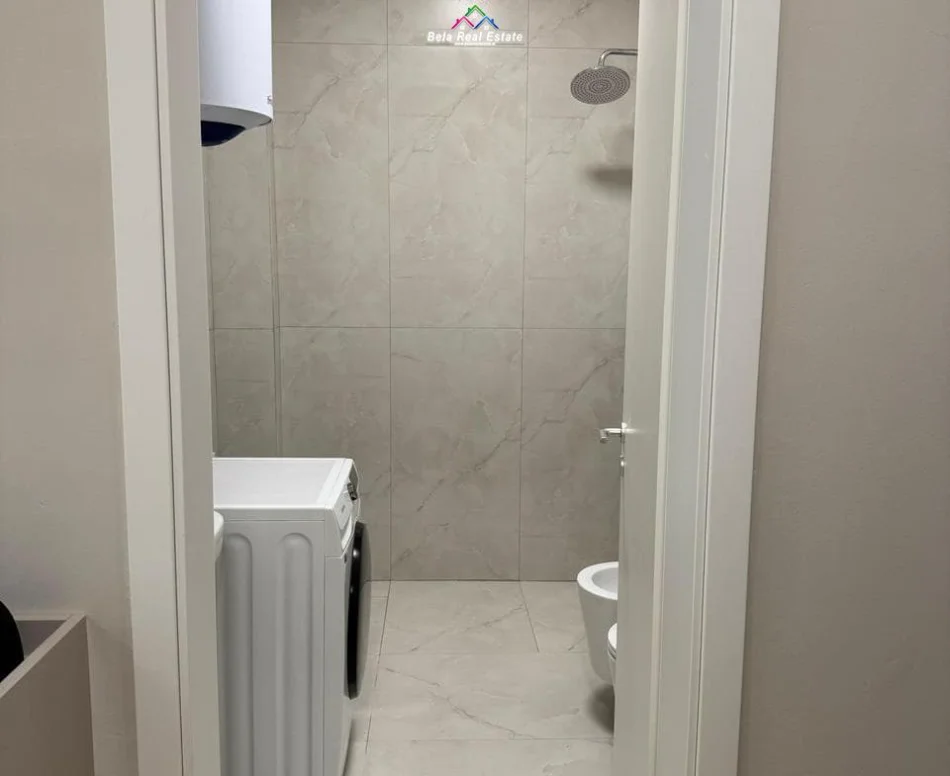 Tirane, jepet me qera apartament 1+1 Kati 3, 55 m² 470 € (pasho hysa)