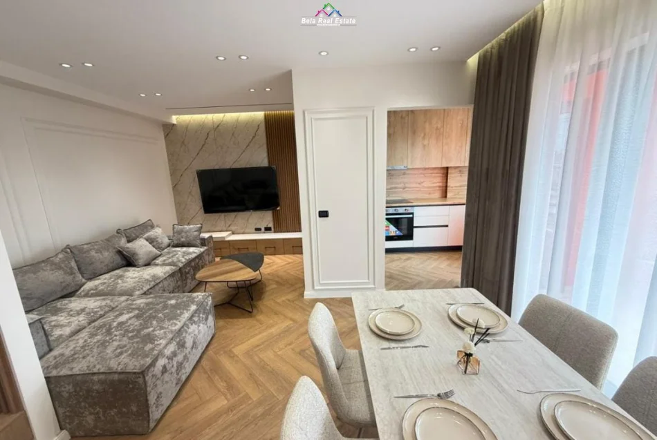 Tirane, shes apartament 2+1 Kati 7, 101 m² 265.000 € (pallati me shigjeta)