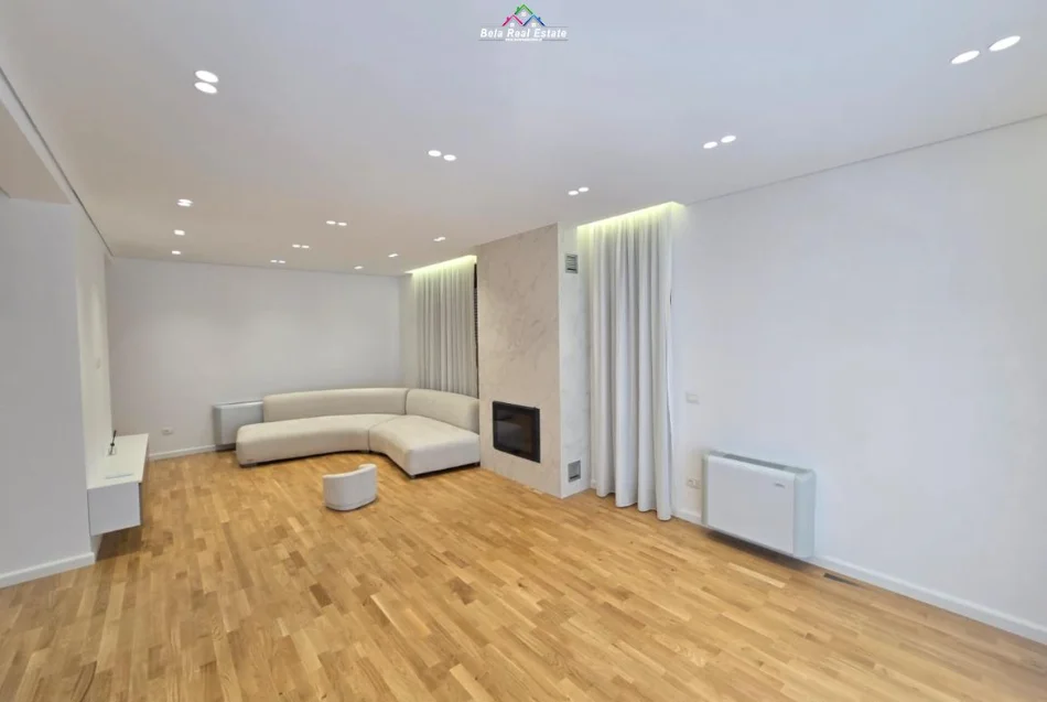 Tirane, jepet me qera Vile 2 Katshe Kati 2, 290 m² 3.200 € (Rruga e Vilave)