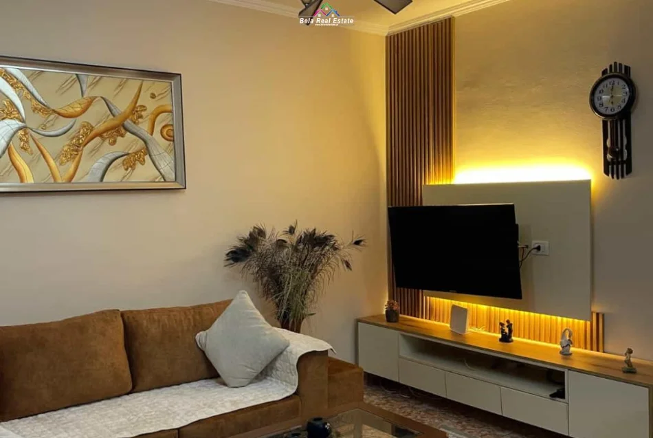 Tirane, jepet me qera apartament 2+1 Kati 3, 103 m² 630 € (don bosko)