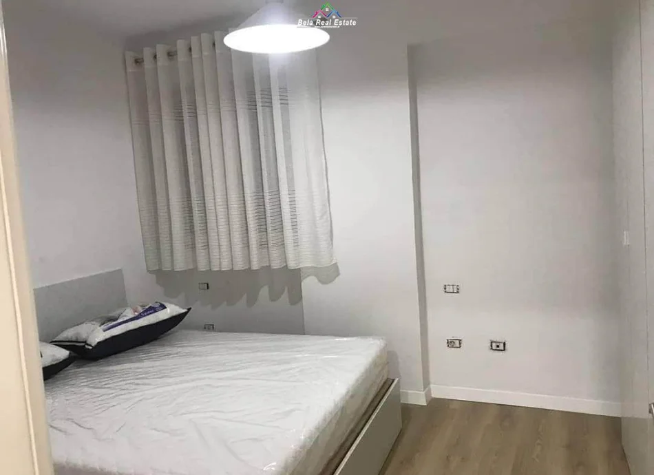 Tirane, jepet me qera apartament 1+1+Ballkon Kati 2, 73 m² 720 € (myslym shyr)