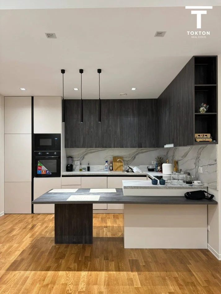 Tirane, shitet apartament 2+1 Kati 4, 115 m² 235.000 € (Kinostudio)