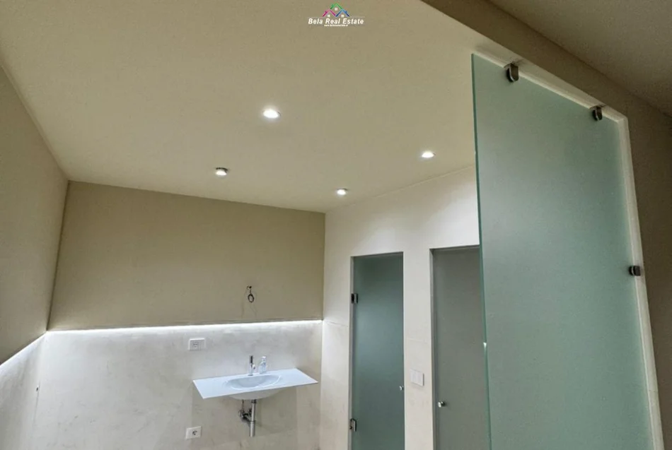 Tirane, jepet me qera apartament 2+1 Kati 2, 100 m² 1.100 € (rruga e durresit)