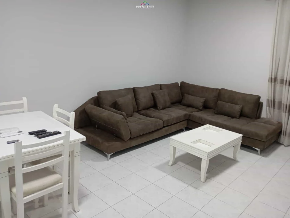 Tirane, jepet me qera apartament Kati 2, 100 m² 730 € (medar shtylla)