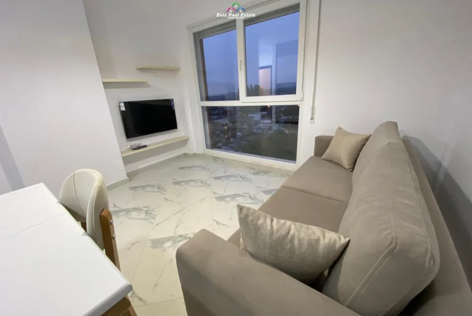 Tirane, jepet me qera apartament 1+1+Ballkon Kati 5, 70 m² 500 € (don bosko)