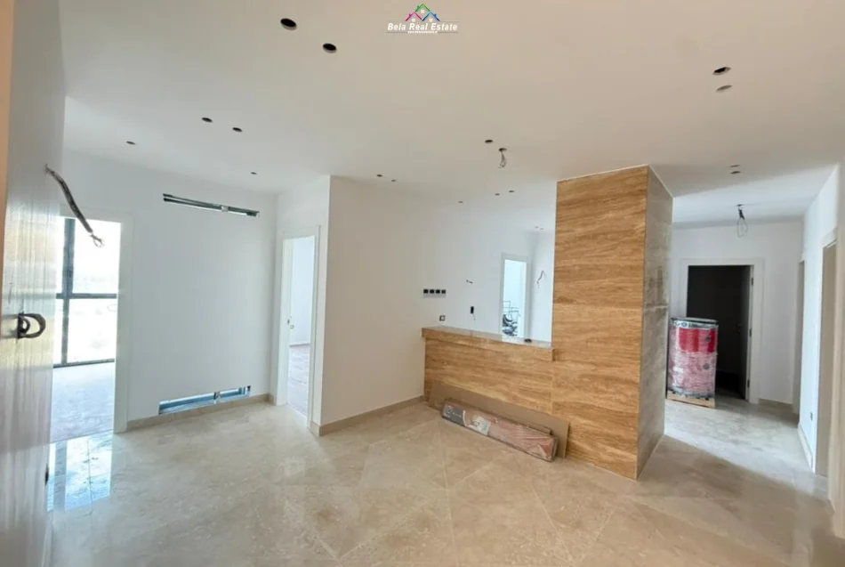 Tirane, jepet me qera zyre Kati 3, 155 m² 5.000 € (rruga elbasanit)