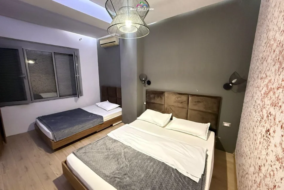 Tirane, jepet me qera garsonier 1+1 Kati 3, 64 m² 600 € (rruga e barrikadave)