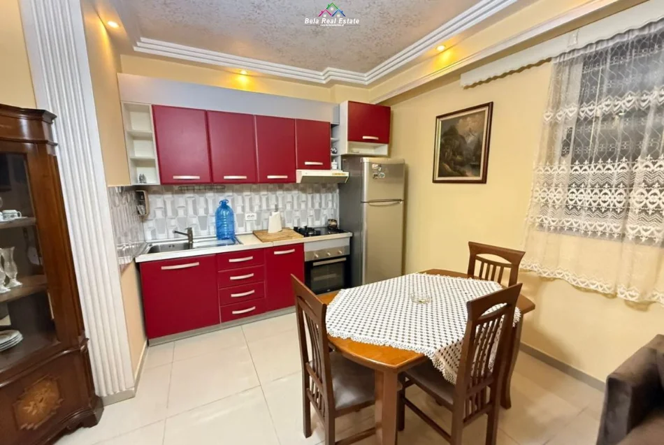 Tirane, jepet me qera apartament 1+1+Ballkon Kati 7, 70 m² 520 € (selvia)