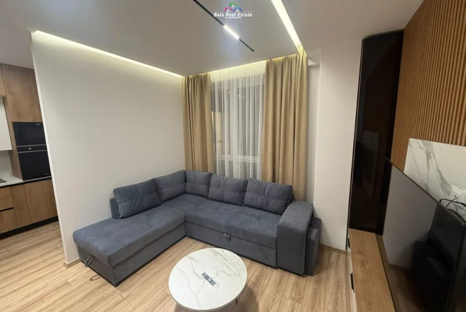 Tirane, jepet me qera apartament 2+1 Kati 7, 100 m² 1.200 € (anton lufi)
