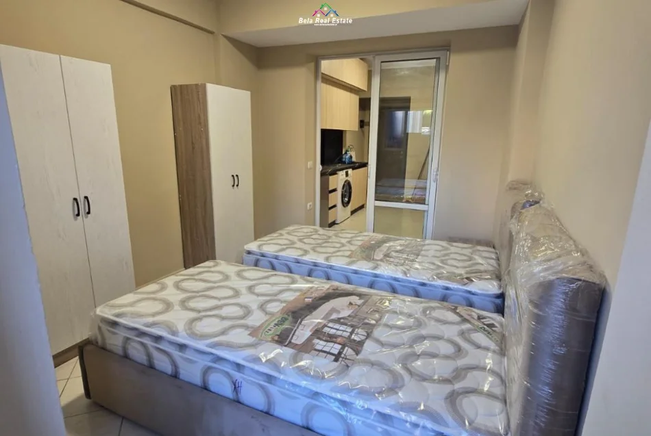 Tirane, jepet me qera garsonier Kati 2, 40 m² 530 € (21 dhjetori)