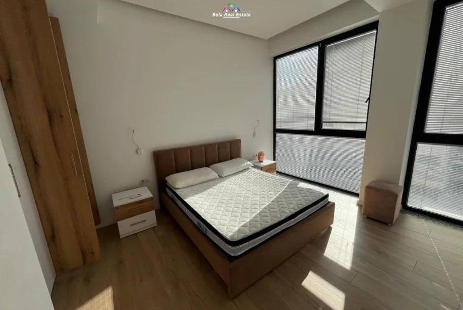 Tirane, jepet me qera apartament 1+1+Ballkon Kati 2, 65 m² 550 € (ndre mjeda)
