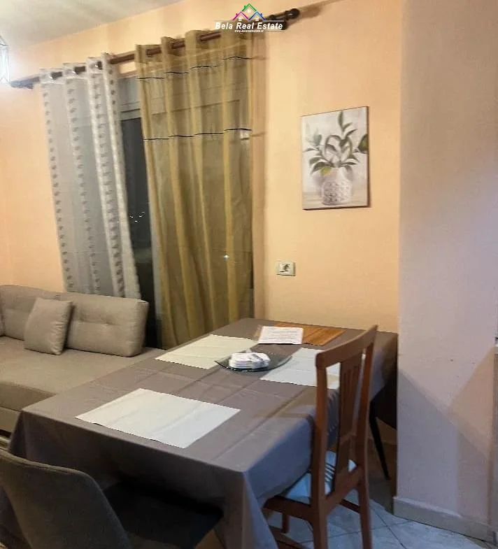 Tirane, jepet me qera apartament 2+1 Kati 9, 100 m² 500 € (kthesa kamezes)