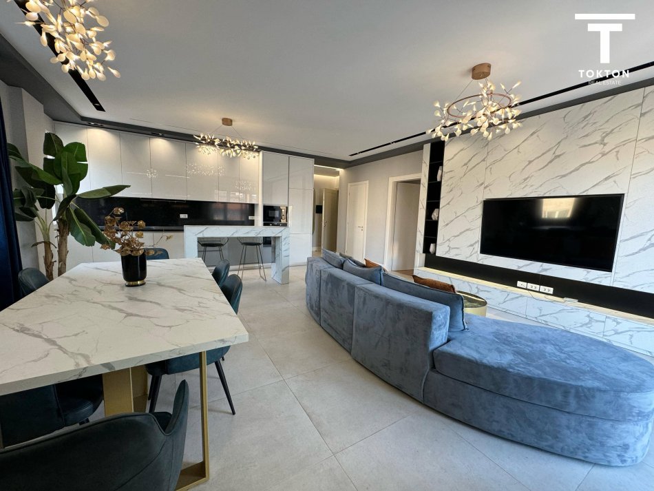 Tirane, shitet apartament 3+1+Ballkon Kati 2, 560 m² 380.000 € (TEG) TT 506
