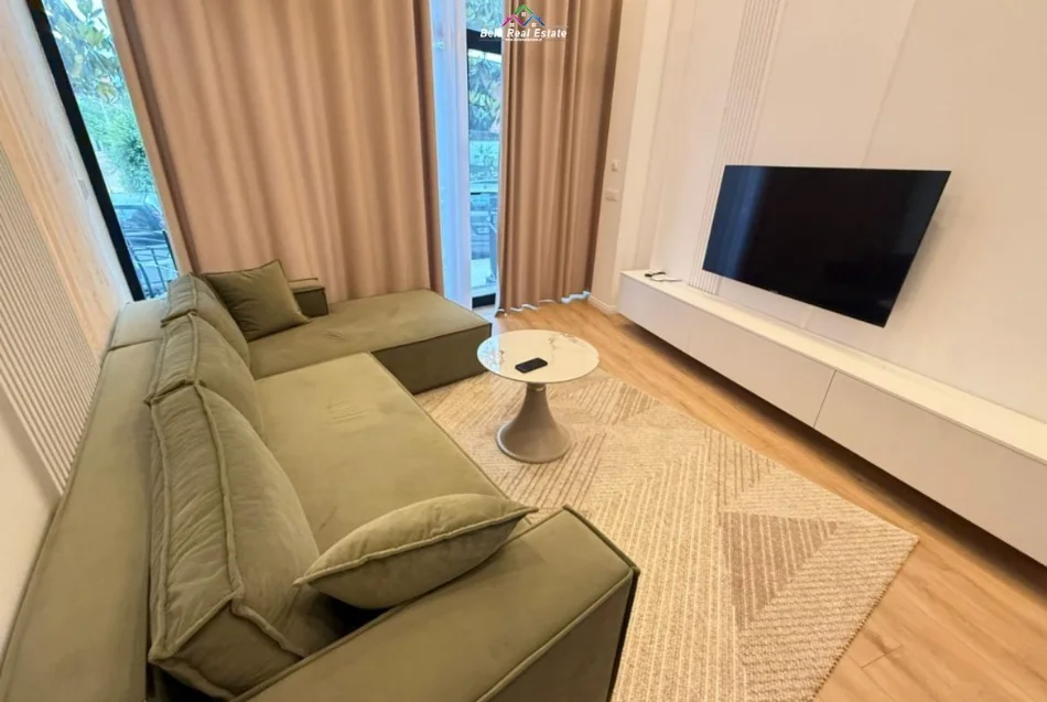 Tirane, jepet me qera apartament 2+1 Kati 2, 60 m² 530 € (astir)
