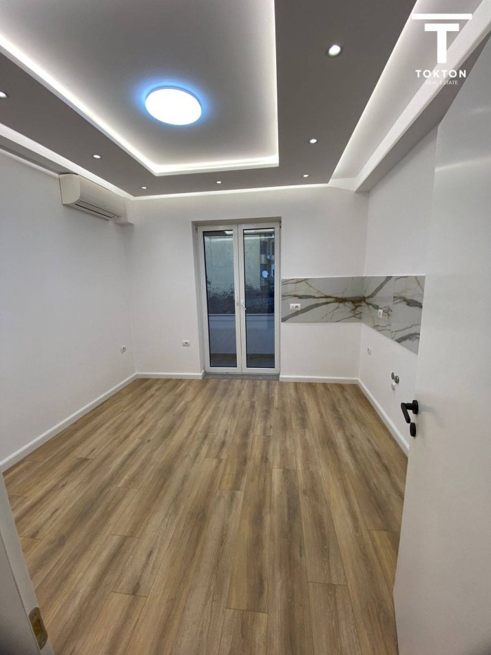 Tirane, jepet me qera apartament 2+1+Ballkon Kati 3, 105 m² 1.350 € (Mine Peza) TT 497
