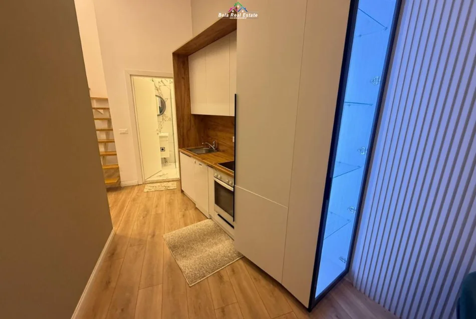 Tirane, jepet me qera apartament 2+1 Kati 2, 60 m² 530 € (astir)