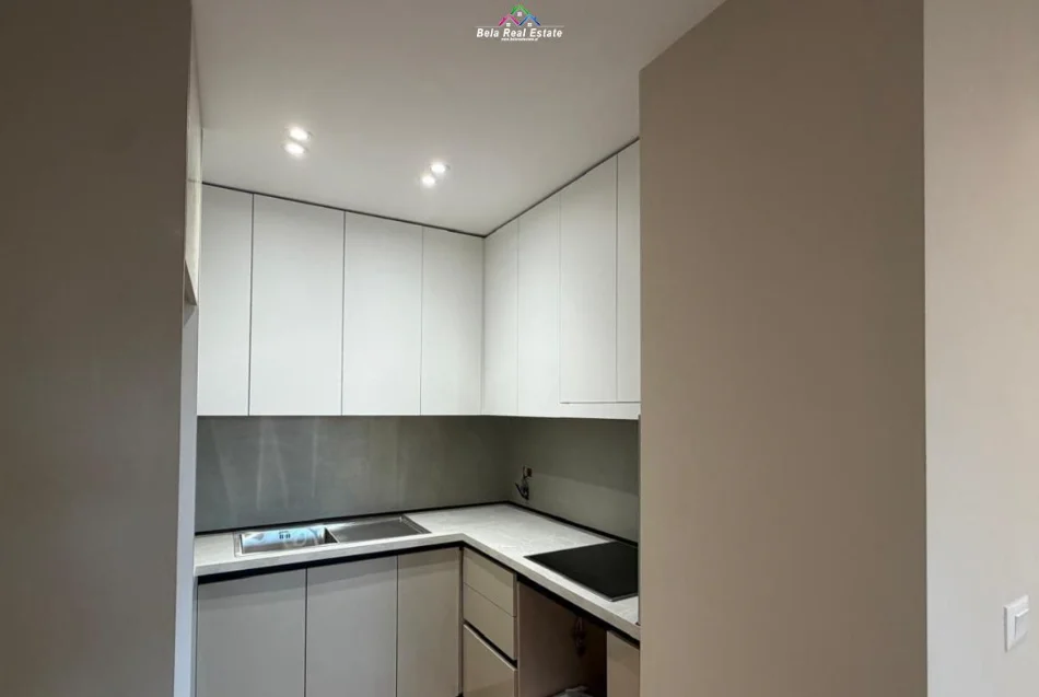 Tirane, shes apartament 2+1 Kati 12, 80 m² 196.000 € (reshit petrela)