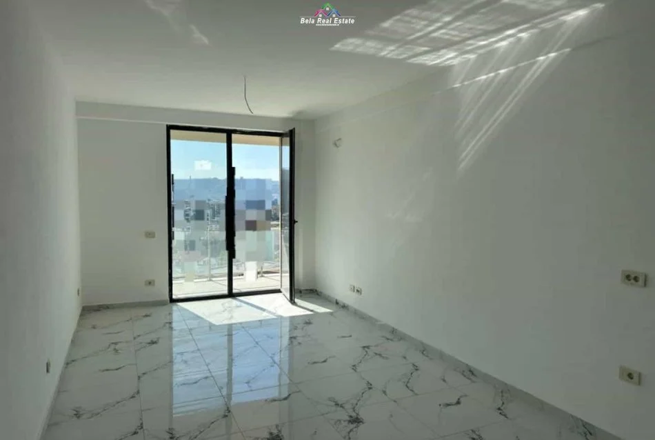 Tirane, jepet me qera zyre Kati 10, 110 m² 1.000 € (Gold Tower)