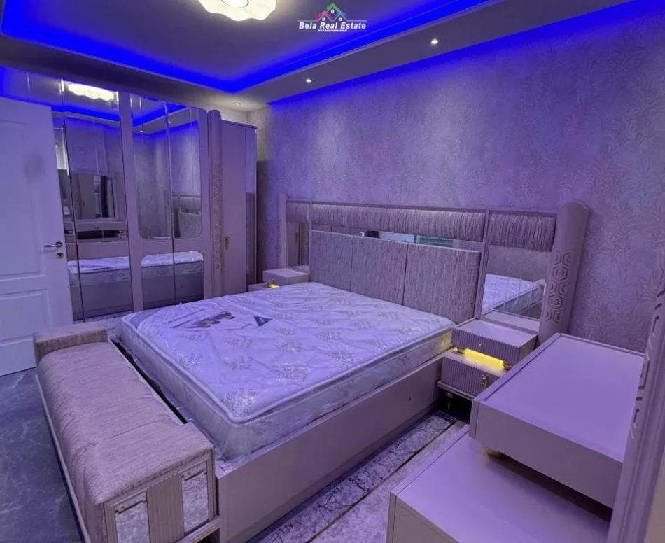 Tirane, jepet me qera apartament 1+1 Kati 8, 75 m² 500 € (Rruga Gryka e Kacanikut)