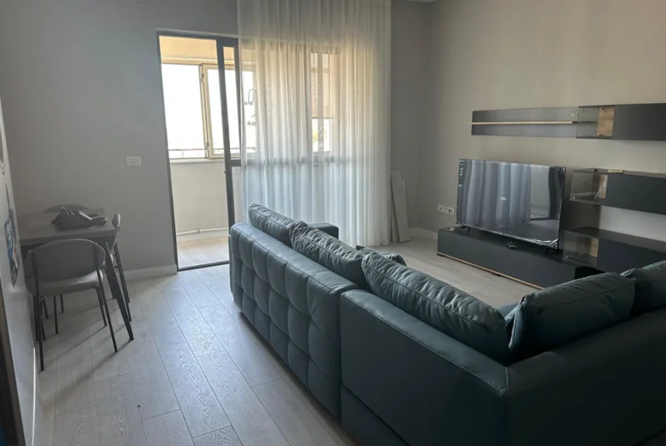 Tirane, jepet me qera apartament 2+1 Kati 7, 80 m² 650 € (ENDRI KEKO)