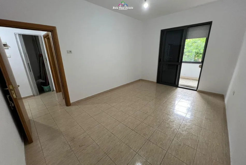 Tirane, shes apartament 2+1 Kati 1, 56 m² 164.800 € (brryli)