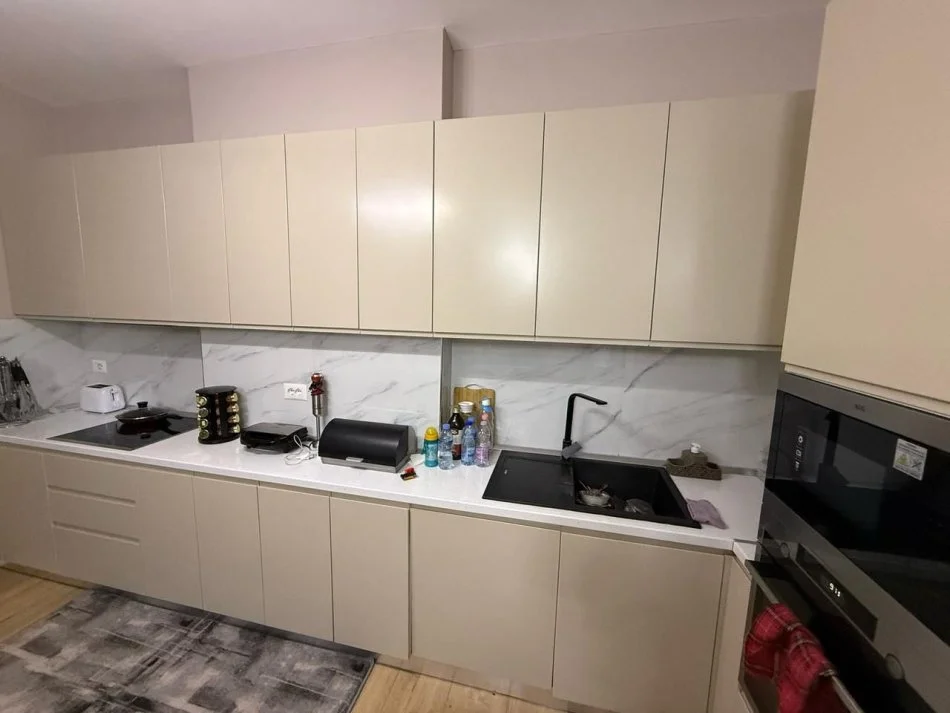 Tirane, shitet apartament 2+1, Kompleksi "Grand Gallery" në zonën e Yzberishtit, Tiranë 145,000€