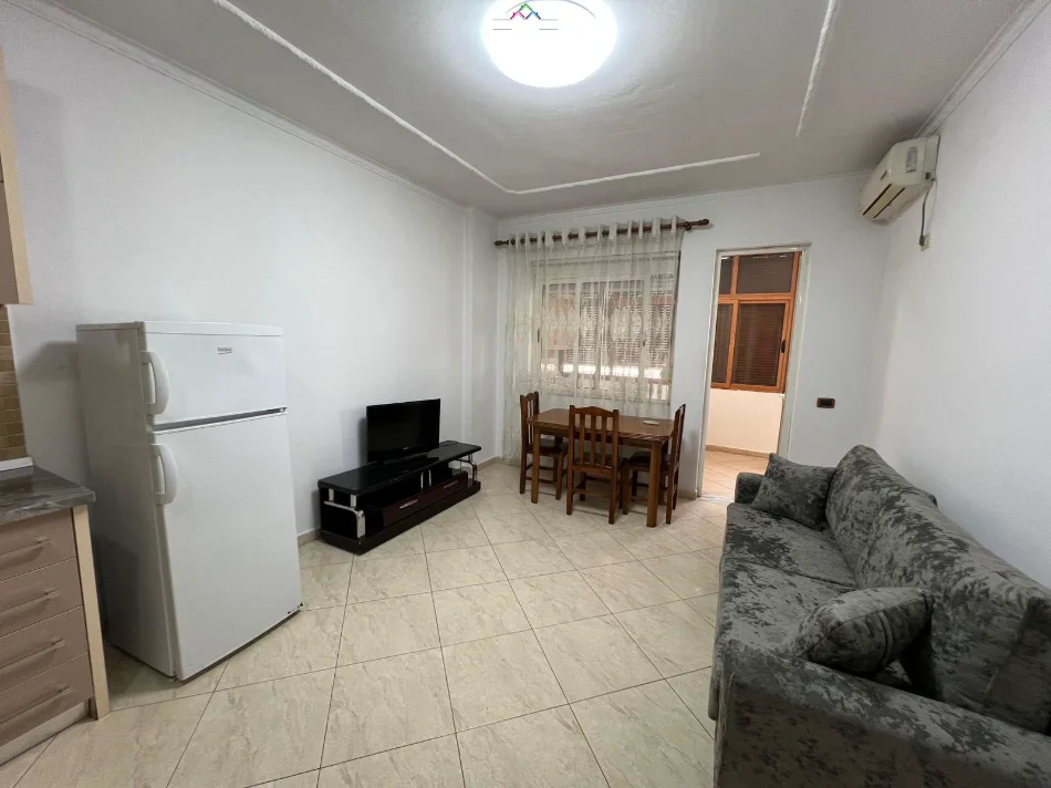 Tirane, jap me qera apartament 1+1+Ballkon Kati 3, 74 m² 530 € (dritan hoxha)