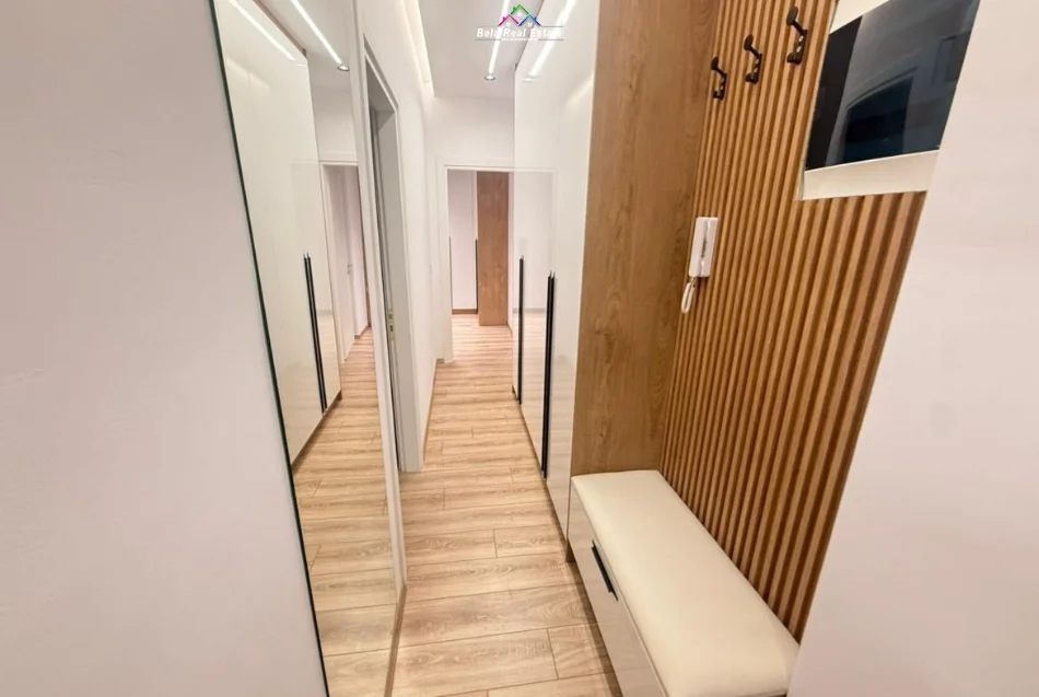 Tirane, jepet me qera apartament 2+1 Kati 7, 100 m² 1.200 € (anton lufi)