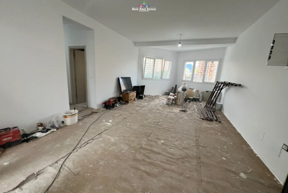 Tirane, jepet me qera zyre Kati 4, 140 m² 840 € (astir)