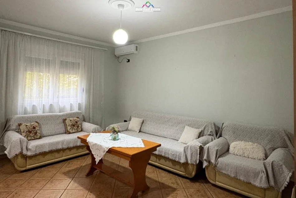 Tirane, jepet me qera apartament 1+1 Kati 2, 70 m² 520 € (Rruga Pandi Dardha)