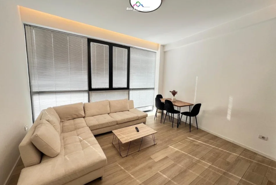 Tirane, jepet me qera apartament 1+1+Ballkon Kati 2, 65 m² 550 € (ndre mjeda)