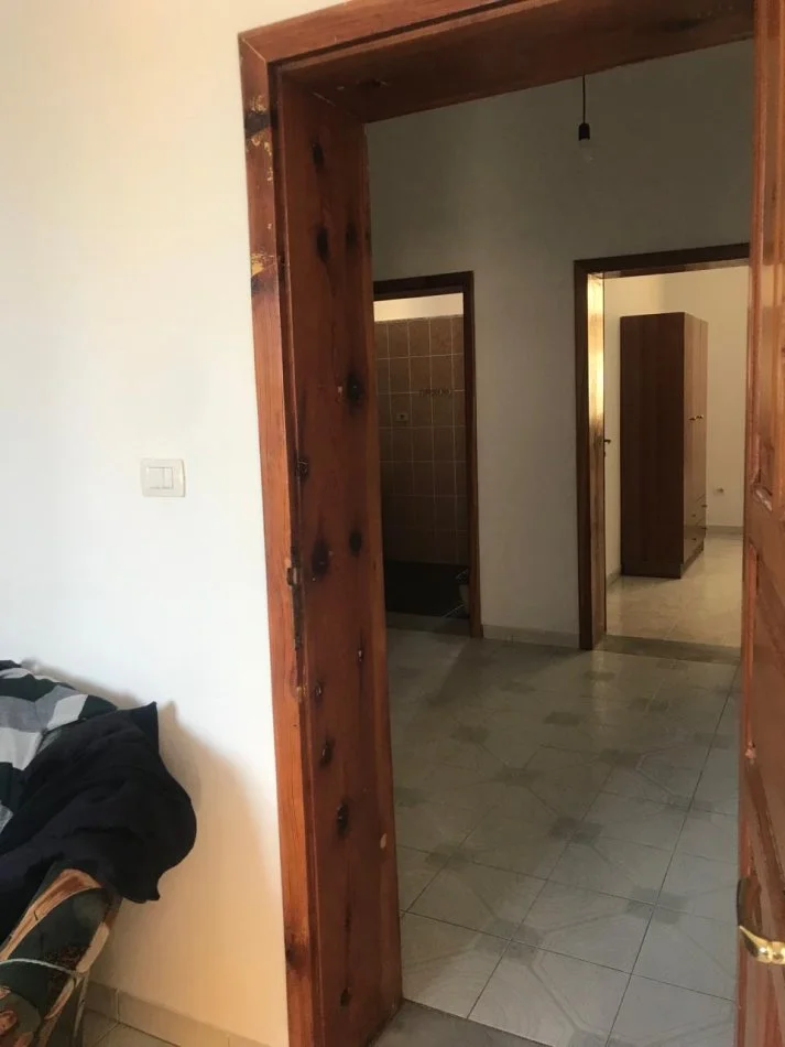 Tirane, jap me qera apartament 1+1+Aneks Kati 1, 84 m² 330 € (Rruga Ali Pash Tepelena)