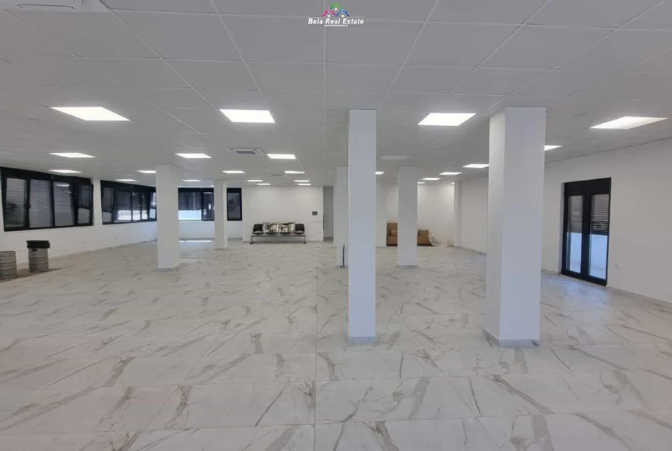 Tirane, jepet me qera zyre , 350 m² 3.000 € (TEG)